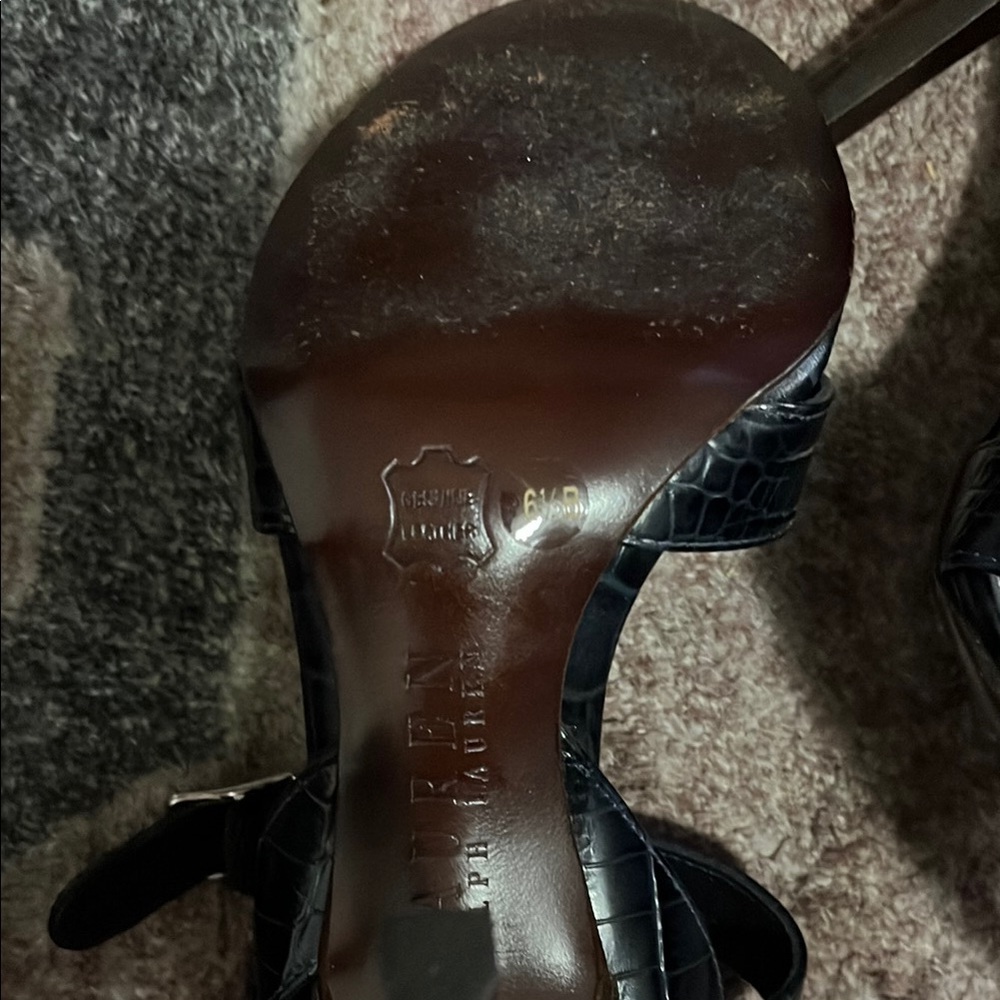 Navy Ralph Lauren Croc-Embossed Women's heels - Picture 5 of 5